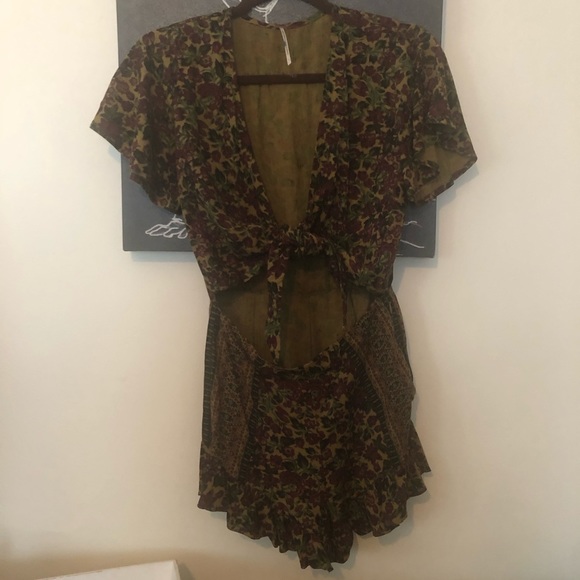 Free people tie front romper - Picture 2 of 3